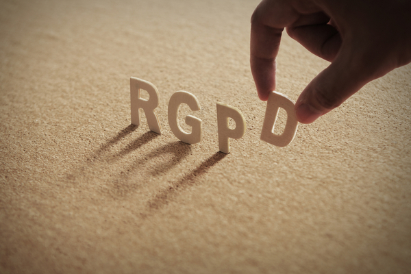 You are currently viewing RGPD et prospection commerciale : illustration pratique de ce qu’il (ne) faut (pas) faire